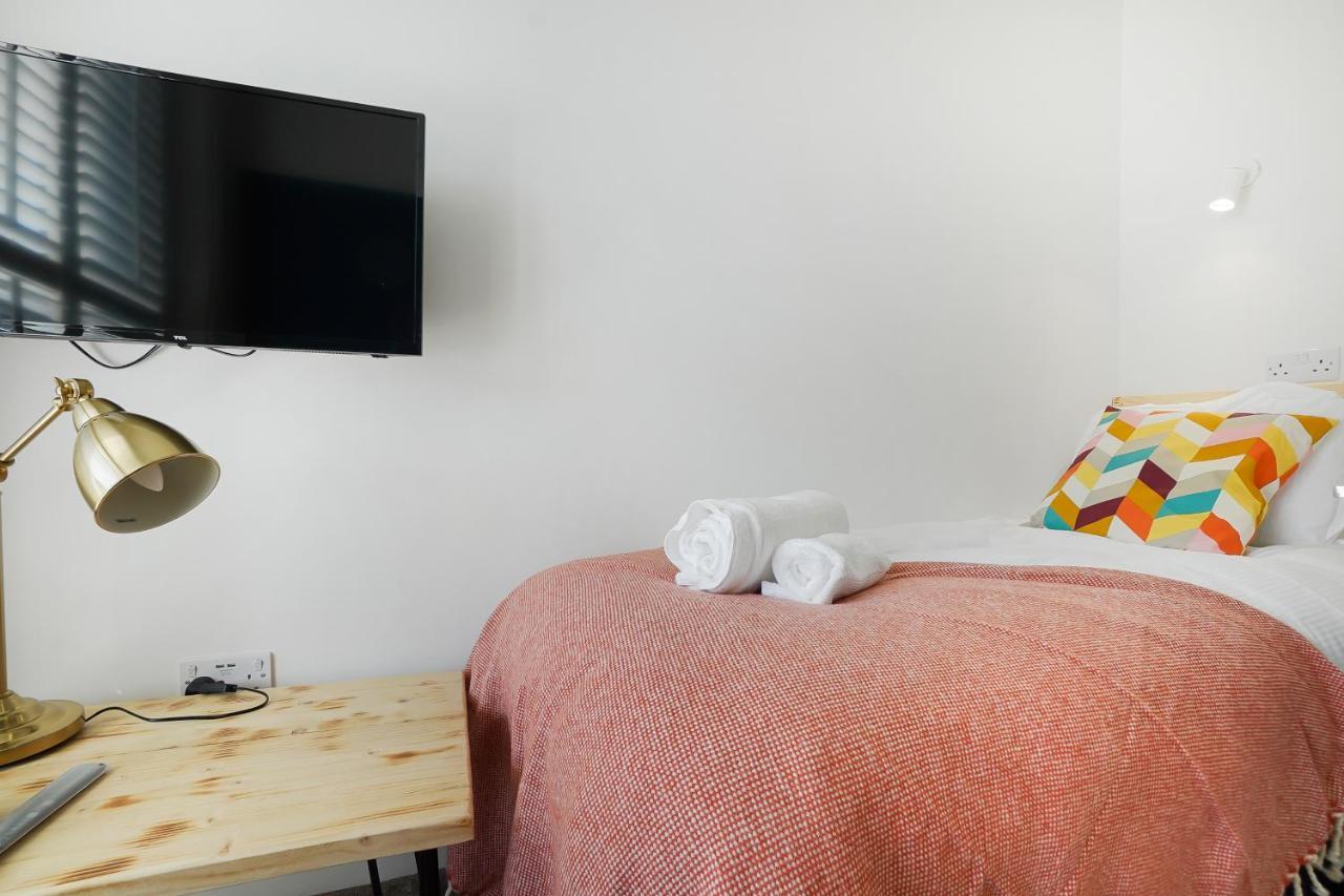 Stylish Eco Aparthotel In Folkestone Exteriér fotografie